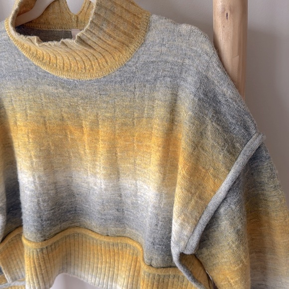 Pilcro Anthropologie Mock Neck Yellow Gray Ombre Knit Crop Pullover Sweater XS - Picture 8 of 16